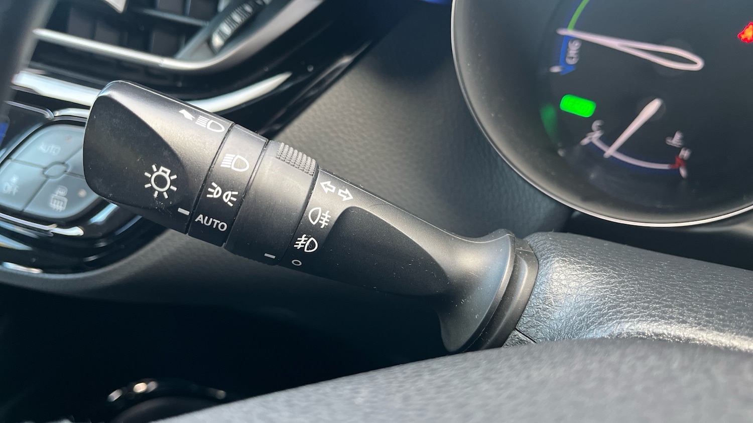 Used Toyota C-HR 2020 for sale - 76879266: Photo 50