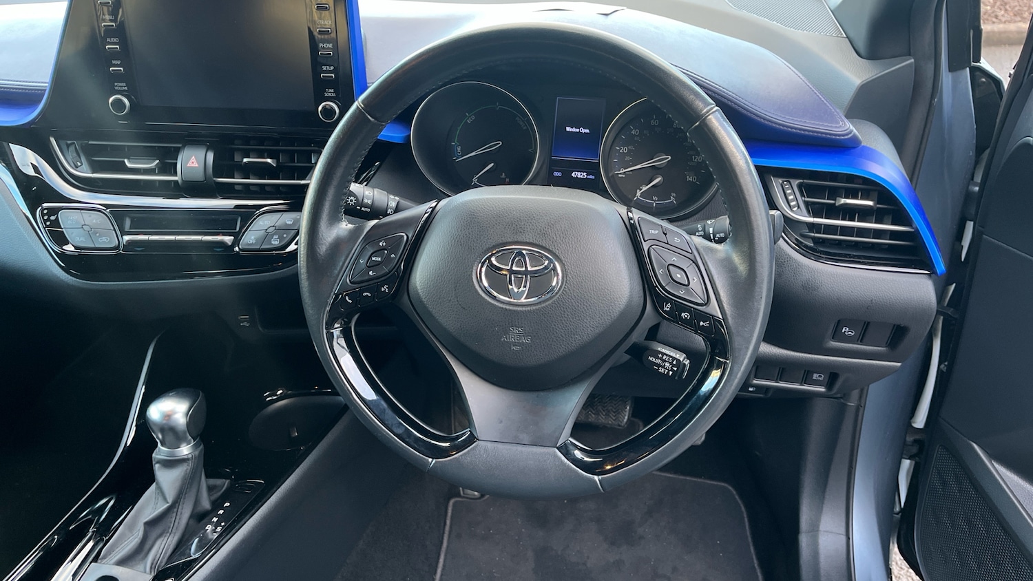 Used Toyota C-HR 2020 for sale - 76879266: Photo 6