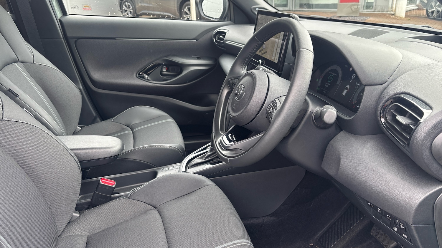 Used Toyota Yaris Cross 2025 for sale - 76127104: Photo 11