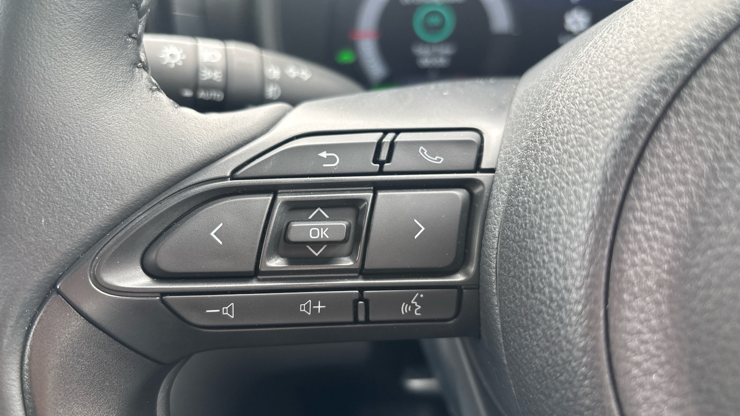 Used Toyota Yaris Cross 2025 for sale - 76127104: Photo 21