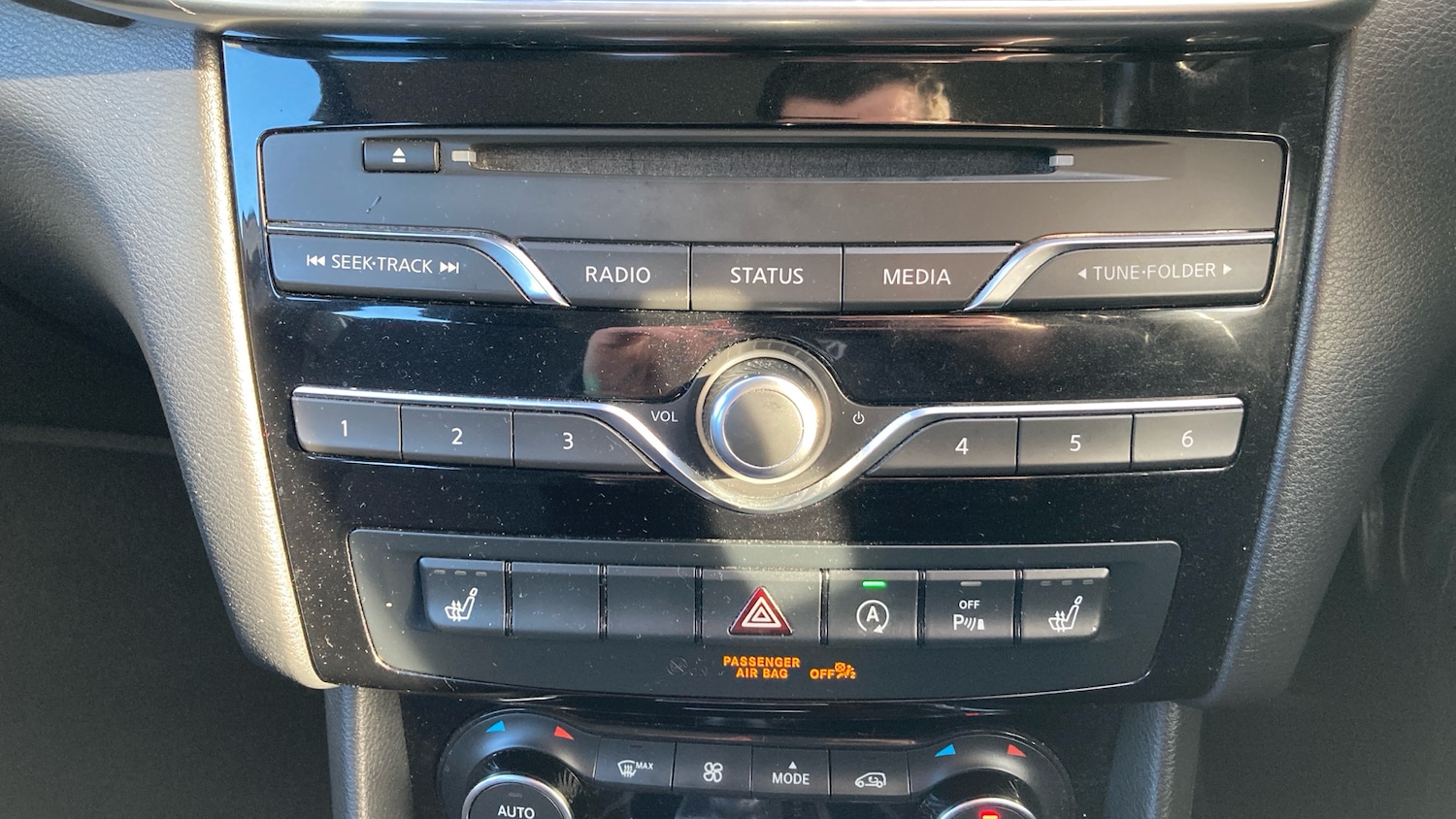 Used Infiniti QX30 2016 for sale - 76541338: Photo 40