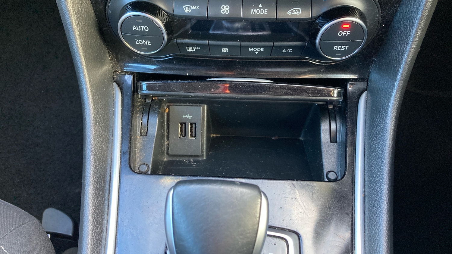 Used Infiniti QX30 2016 for sale - 76541338: Photo 42