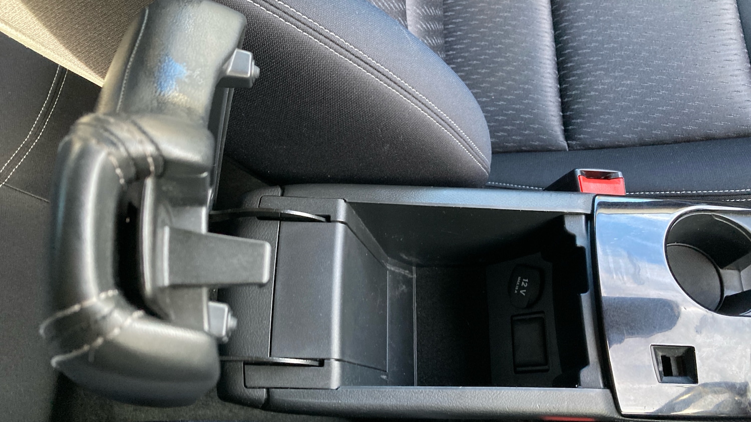 Used Infiniti QX30 2016 for sale - 76541338: Photo 45