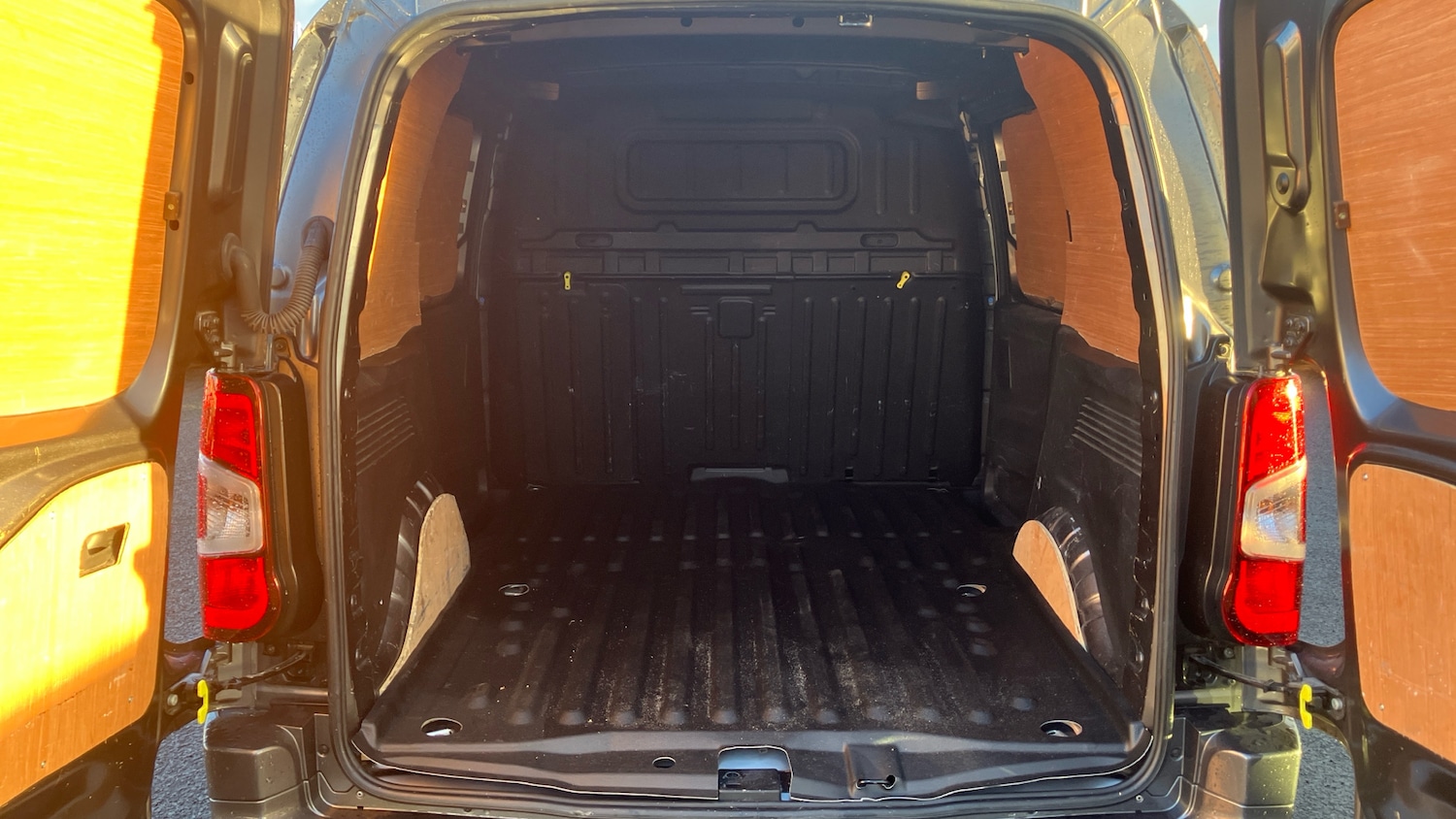 Used Toyota ProAce 2022 for sale - 77297069: Photo 14