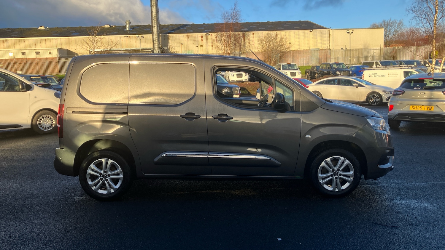 Used Toyota ProAce 2022 for sale - 77297069: Photo 16