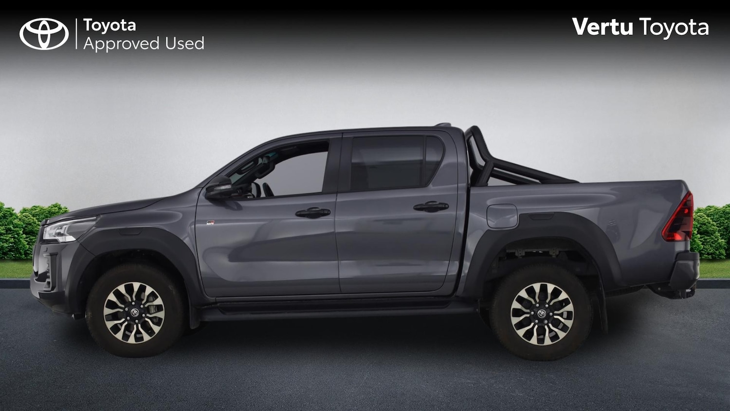 Used Toyota Hilux 2023 for sale - 77530141: Photo 17