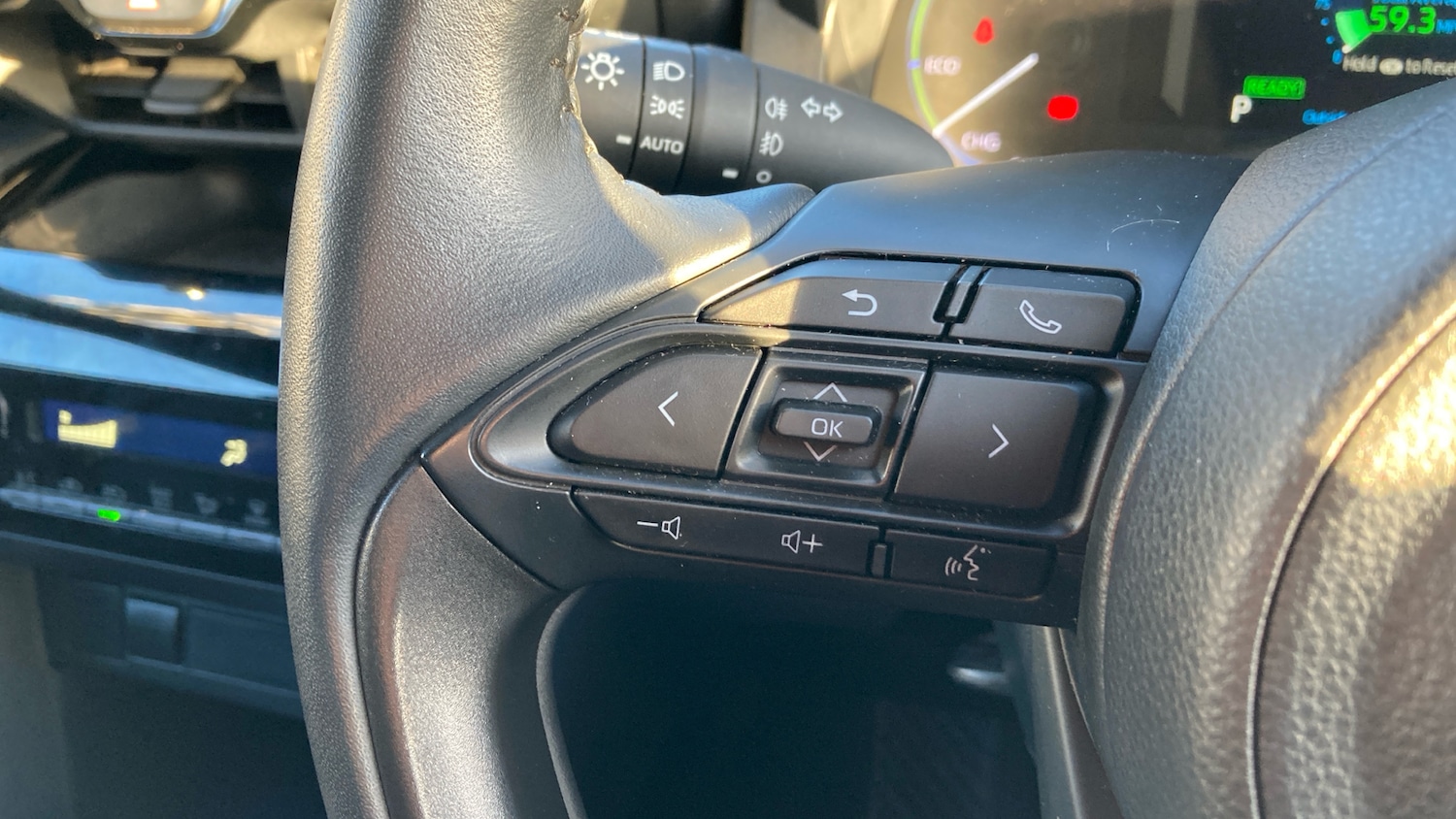 Used Toyota Yaris Cross 2024 for sale - 77086461: Photo 31