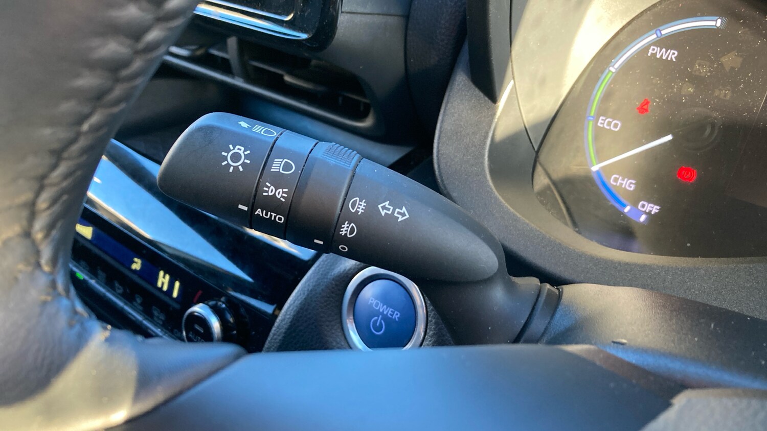 Used Toyota Yaris Cross 2024 for sale - 77086461: Photo 32