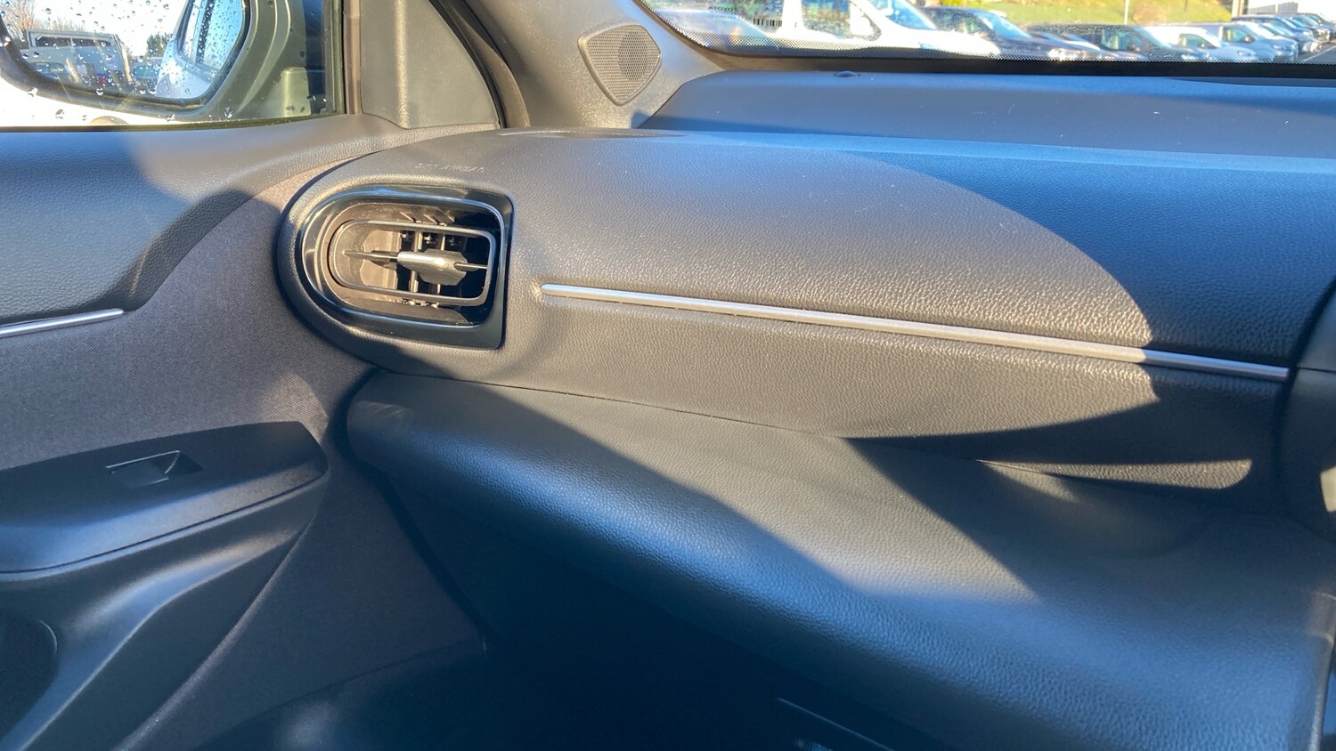 Used Toyota Yaris Cross 2024 for sale - 77086461: Photo 34