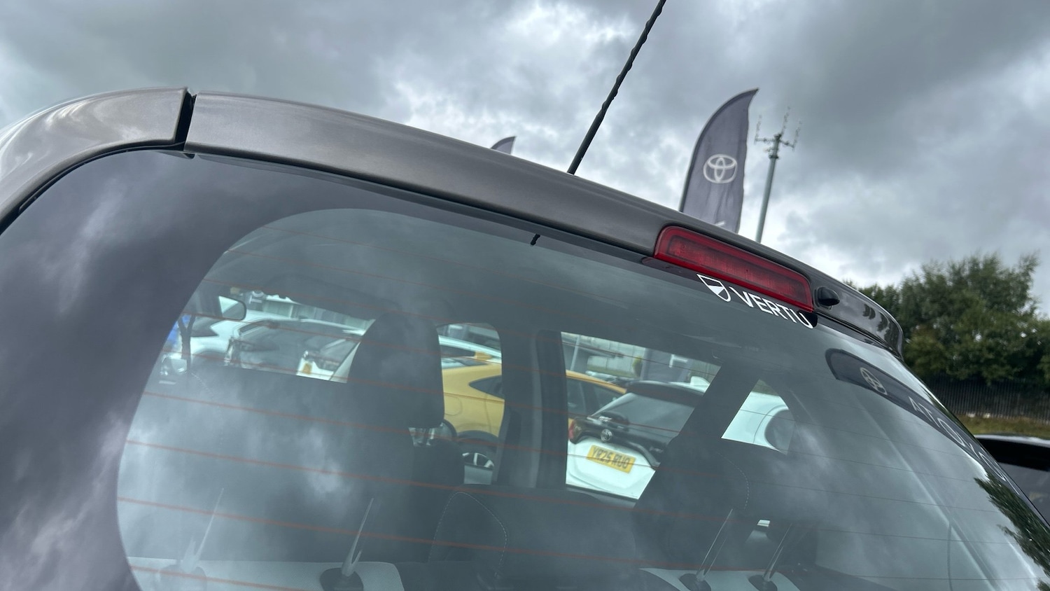 Vehicle 21