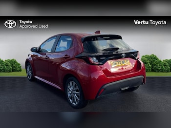 Used Toyota Yaris 2022 for sale - 76637270: Photo