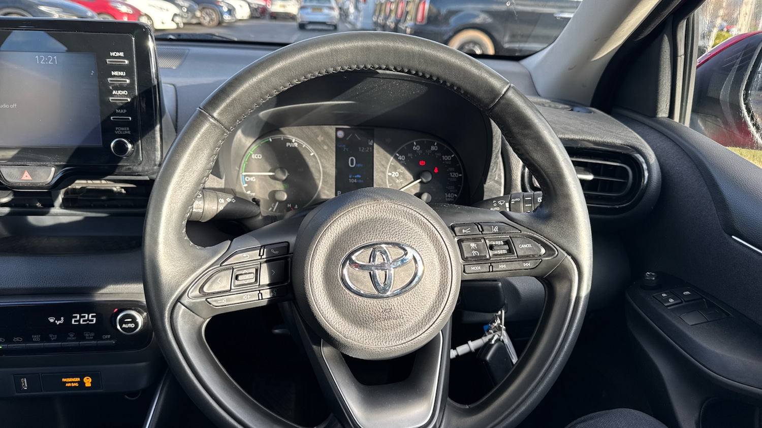 Used Toyota Yaris 2022 for sale - 76637270: Photo 8