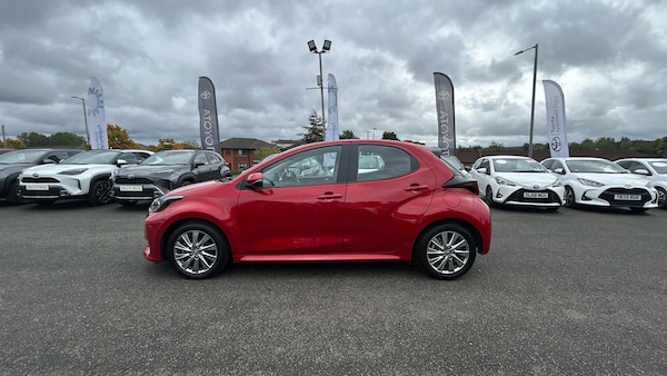 Used Toyota Yaris 2022 for sale - 76299755: Photo 17