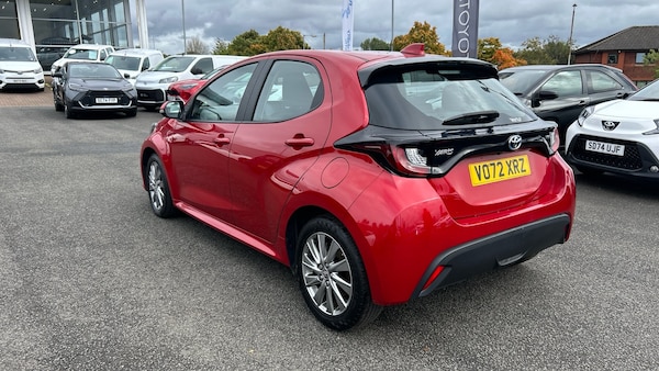 Used Toyota Yaris 2022 for sale - 76299755: Photo 28