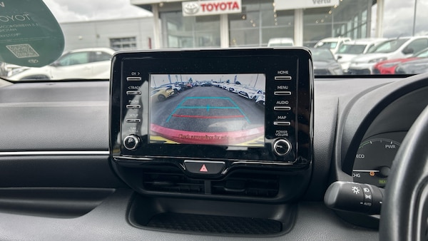 Used Toyota Yaris 2022 for sale - 76299755: Photo 31
