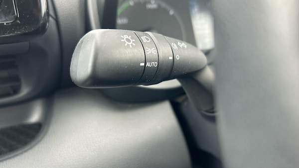 Used Toyota Yaris 2022 for sale - 76299755: Photo 35
