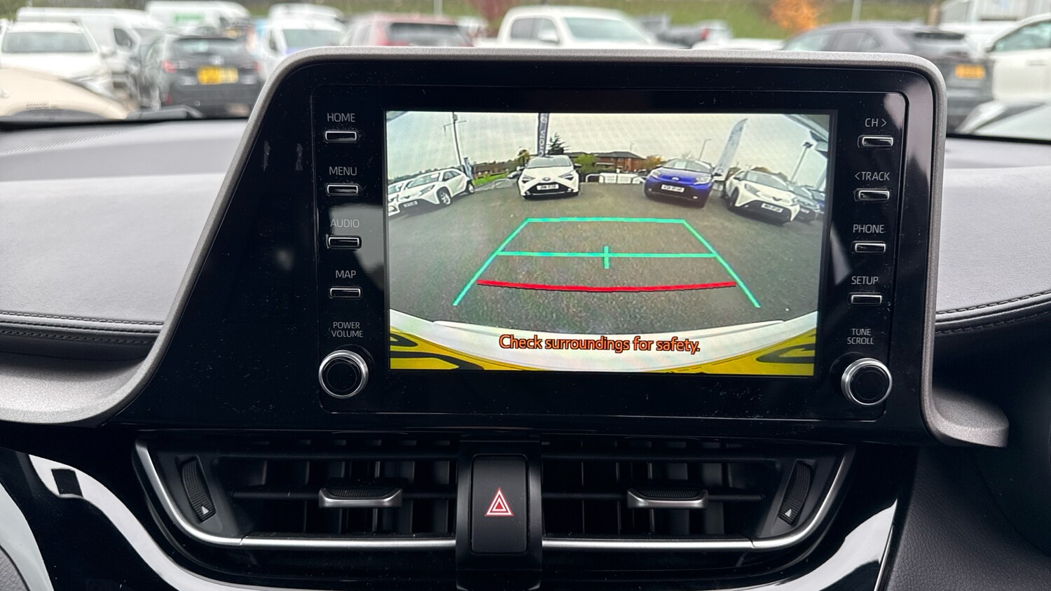 Used Toyota C-HR 2023 for sale - 76302120: Photo 34