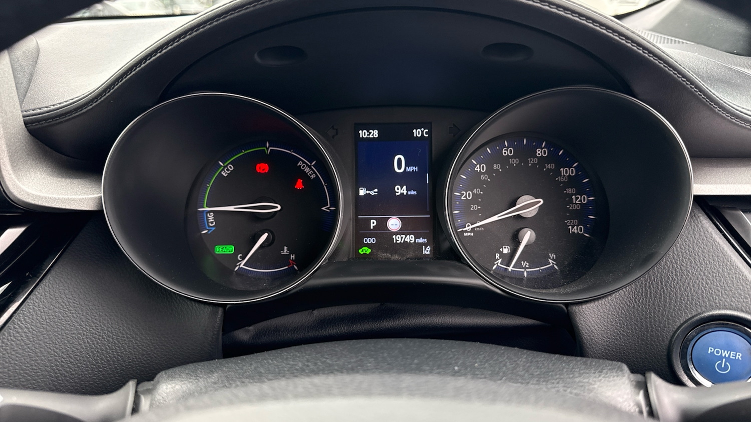Used Toyota C-HR 2023 for sale - 76302120: Photo 9