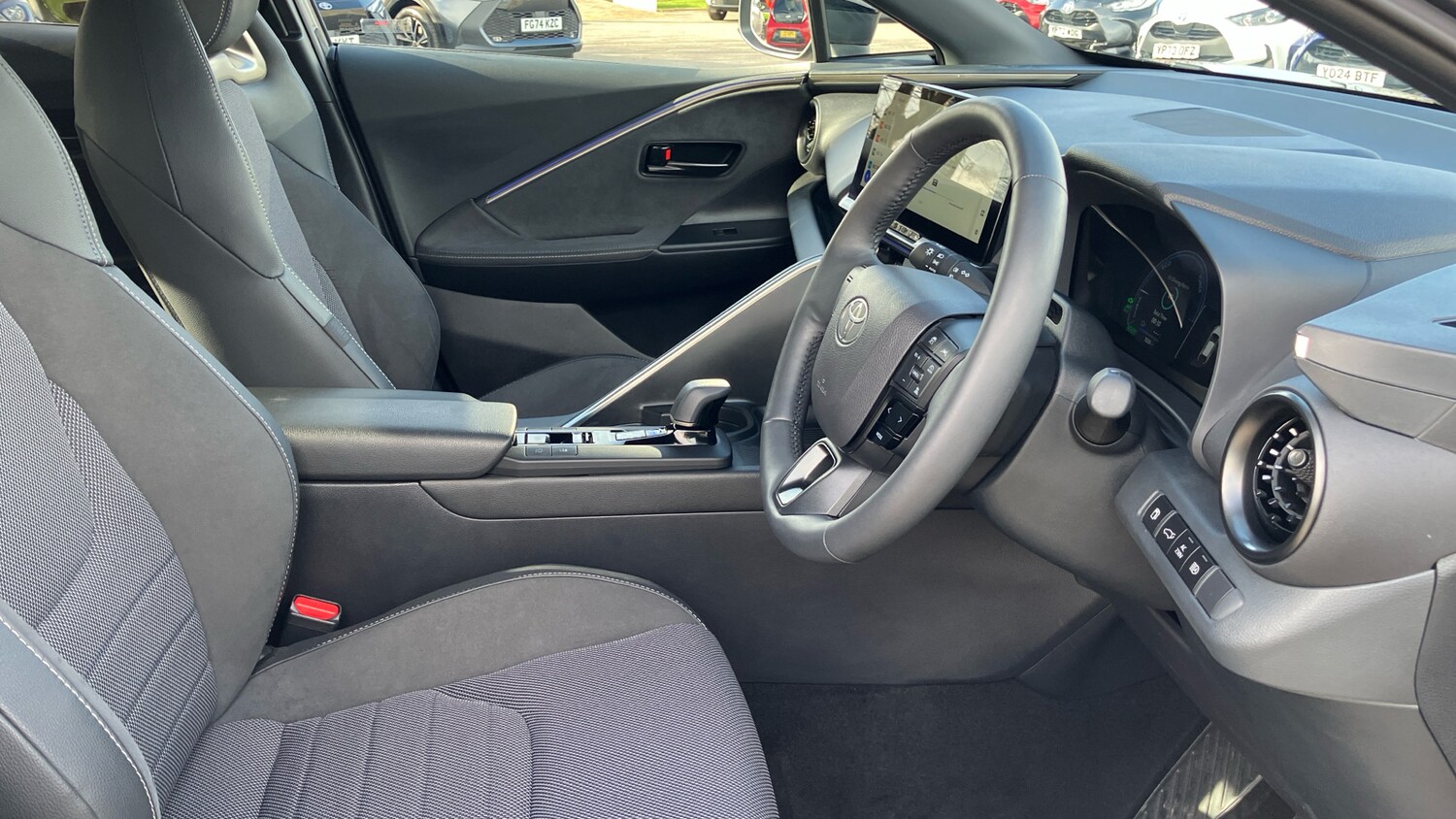 Used Toyota C-HR 2024 for sale - 78150575: Photo 11