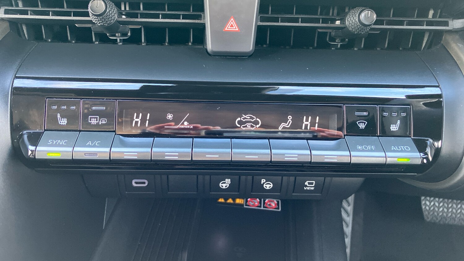 Used Toyota C-HR 2024 for sale - 78150575: Photo 34