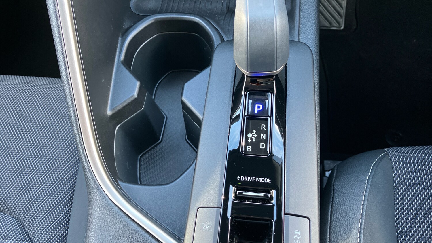 Used Toyota C-HR 2024 for sale - 78150575: Photo 35