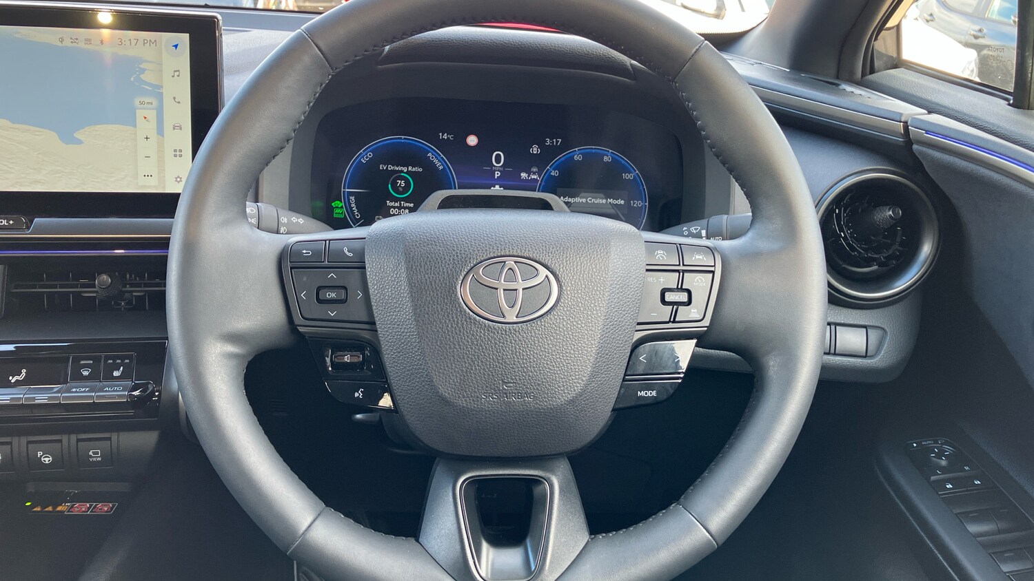 Used Toyota C-HR 2024 for sale - 78150575: Photo 8