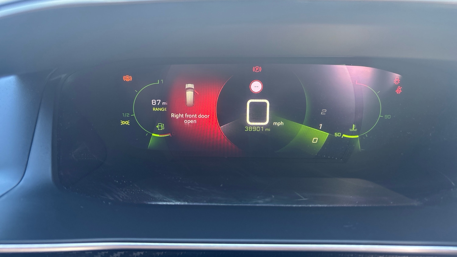 Used Peugeot 2008 2021 for sale - 76427767: Photo 18