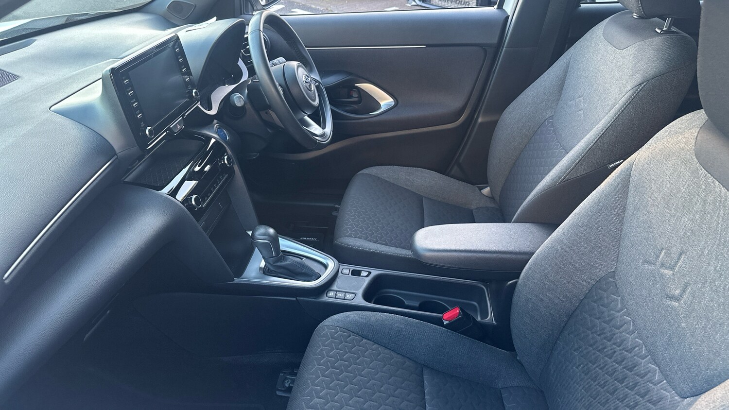 Used Toyota Yaris Cross 2023 for sale - 76133985: Photo 10