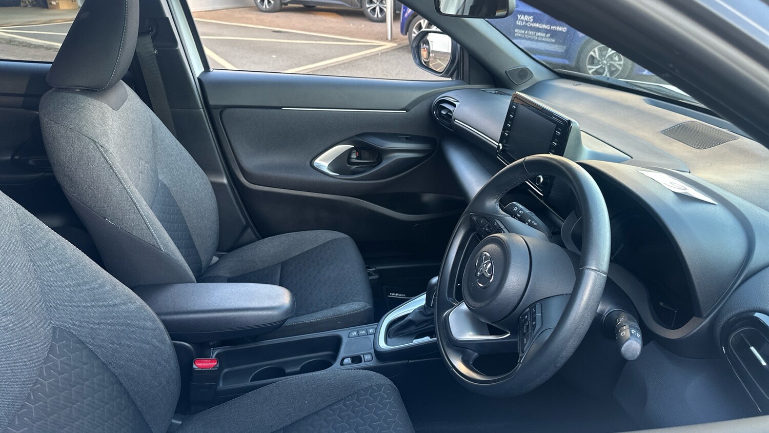 Used Toyota Yaris Cross 2023 for sale - 76133985: Photo 11