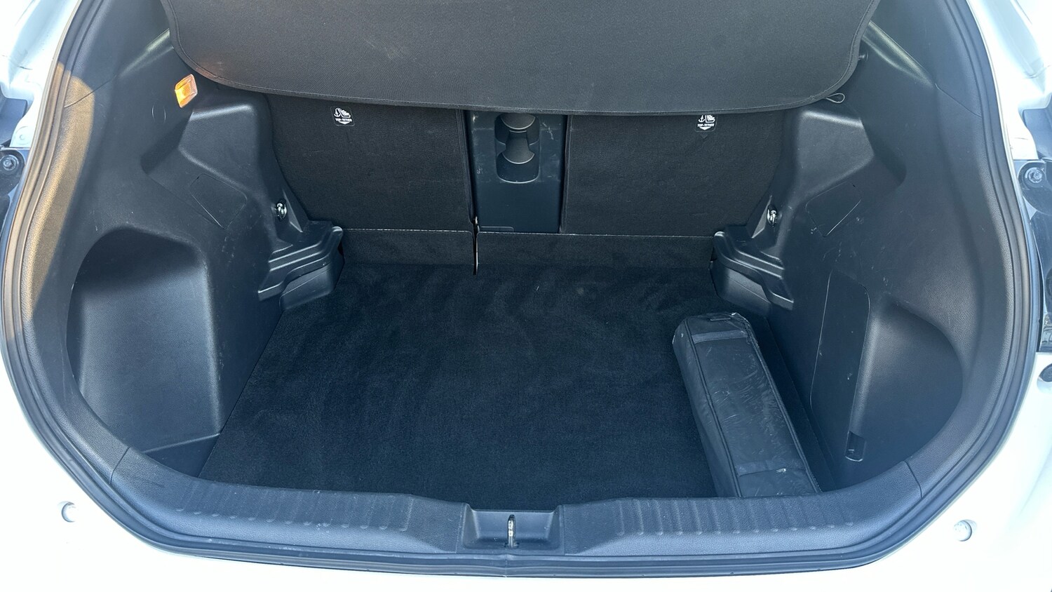 Used Toyota Yaris Cross 2023 for sale - 76133985: Photo 14