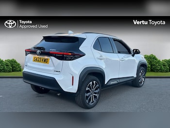 Used Toyota Yaris Cross 2023 for sale - 76133985: Photo