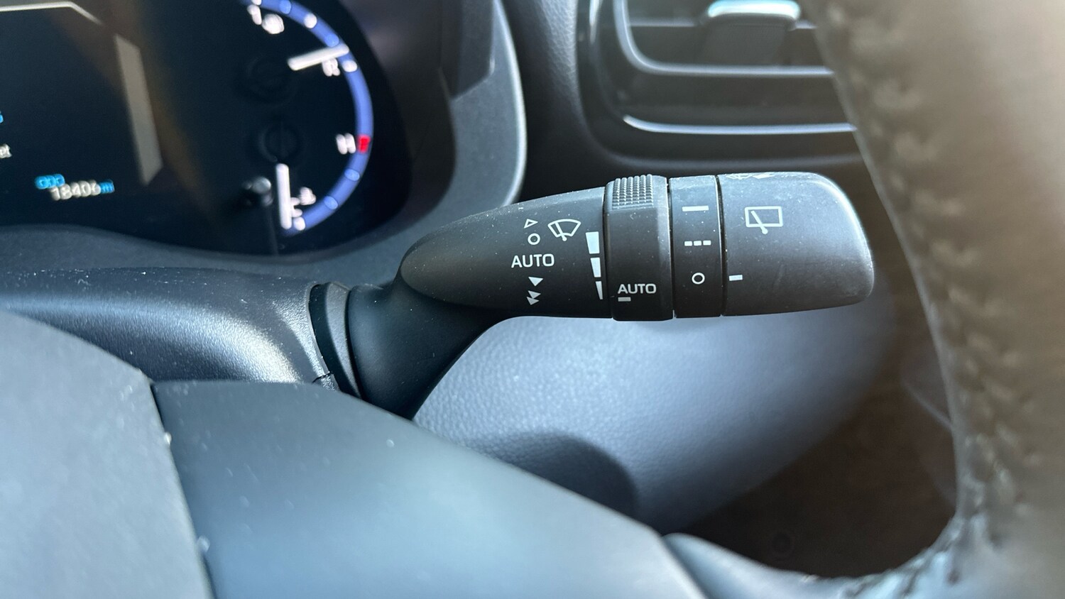 Used Toyota Yaris Cross 2023 for sale - 76133985: Photo 35