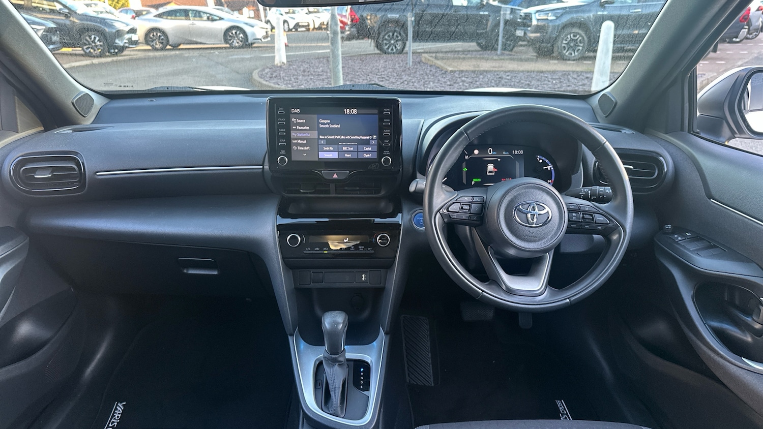 Used Toyota Yaris Cross 2023 for sale - 76133985: Photo 5