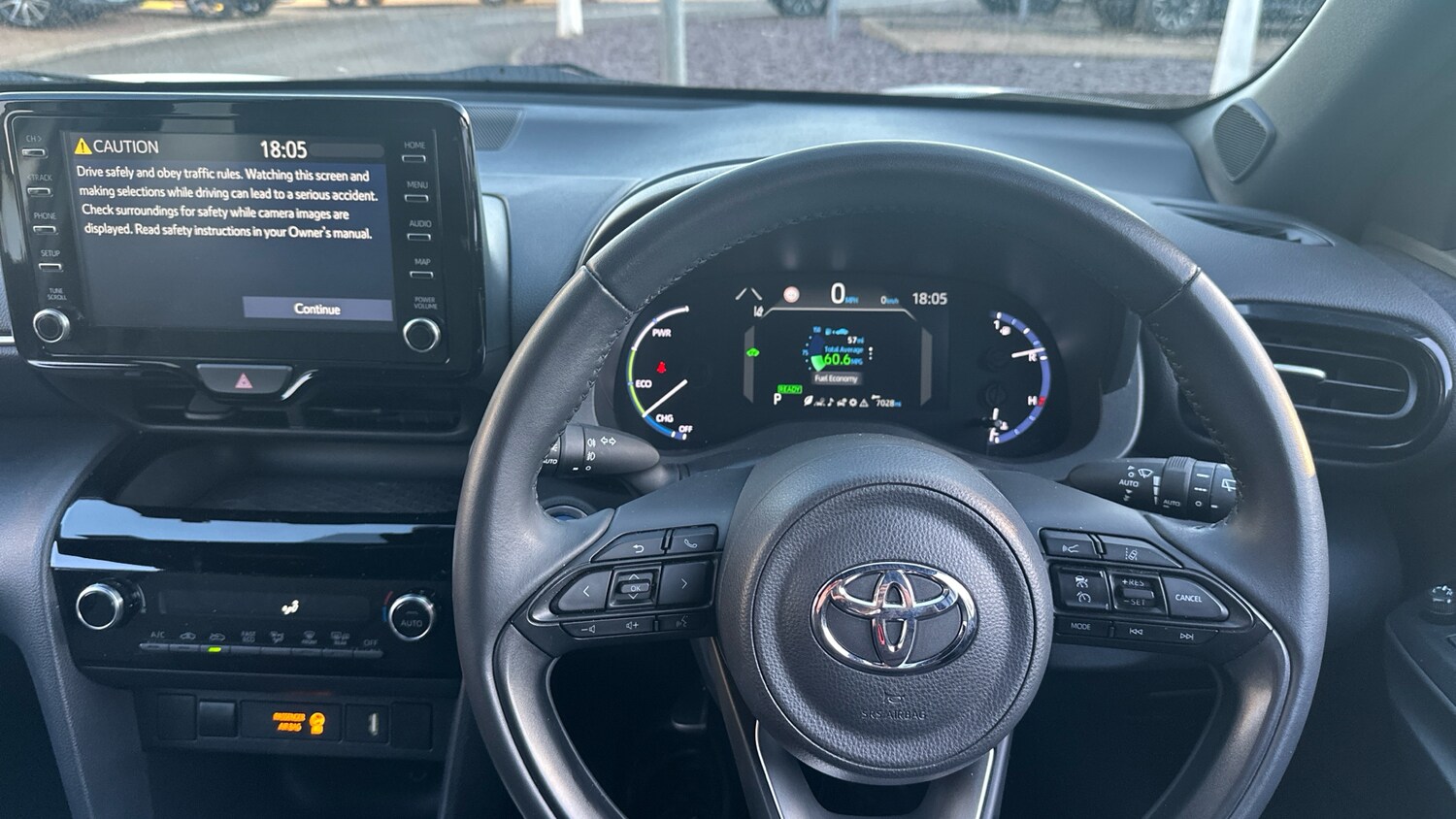 Used Toyota Yaris Cross 2023 for sale - 76133985: Photo 6