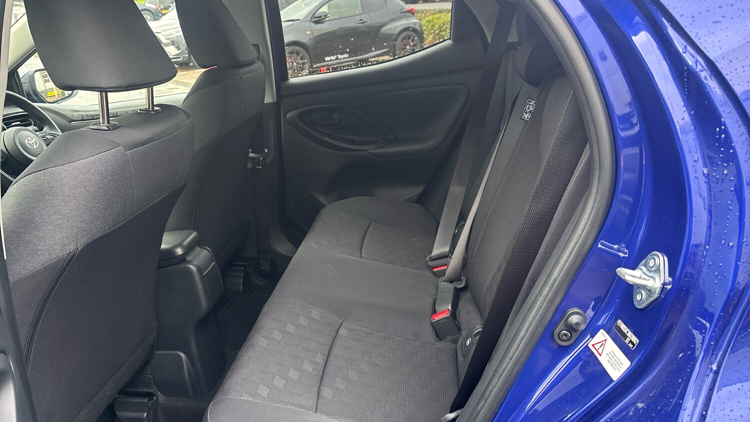 Used Toyota Yaris 2025 for sale - 76706267: Photo 14