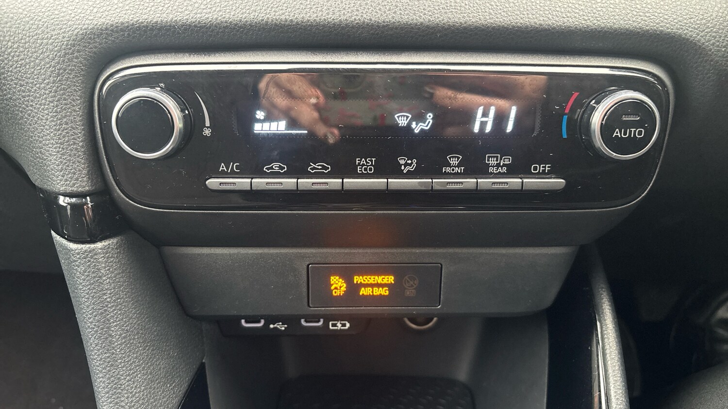 Used Toyota Yaris 2025 for sale - 76706267: Photo 35