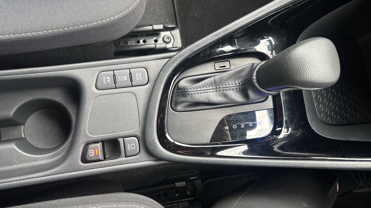 Used Toyota Yaris 2025 for sale - 76706267: Photo 37