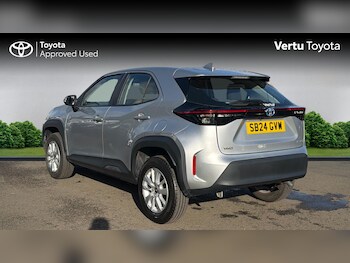 Used Toyota Yaris Cross 2024 for sale - 77917674: Photo