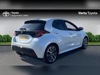 Used Toyota Yaris 2024 for sale - 78592915: Photo