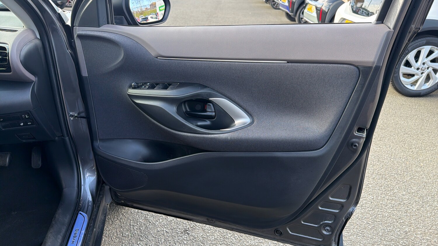 Used Toyota Yaris Cross 2023 for sale - 77945325: Photo 28