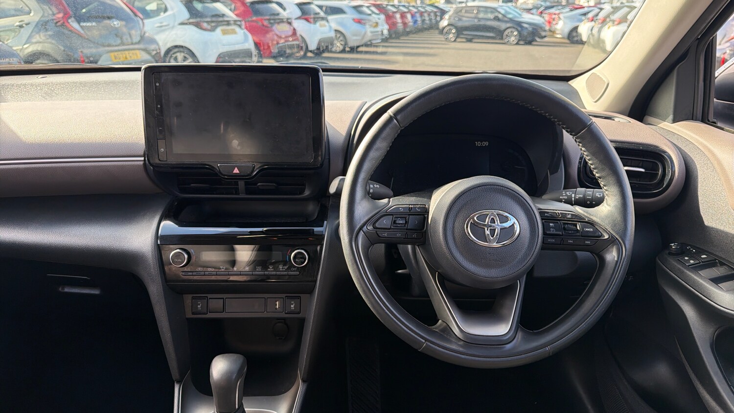 Used Toyota Yaris Cross 2023 for sale - 77945325: Photo 6