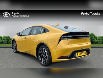 Used Toyota Prius 2024 for sale - 75935232: Photo