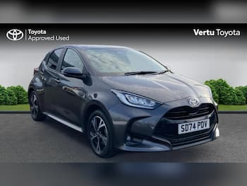Used Toyota Yaris 2024 for sale - 79813780: Photo