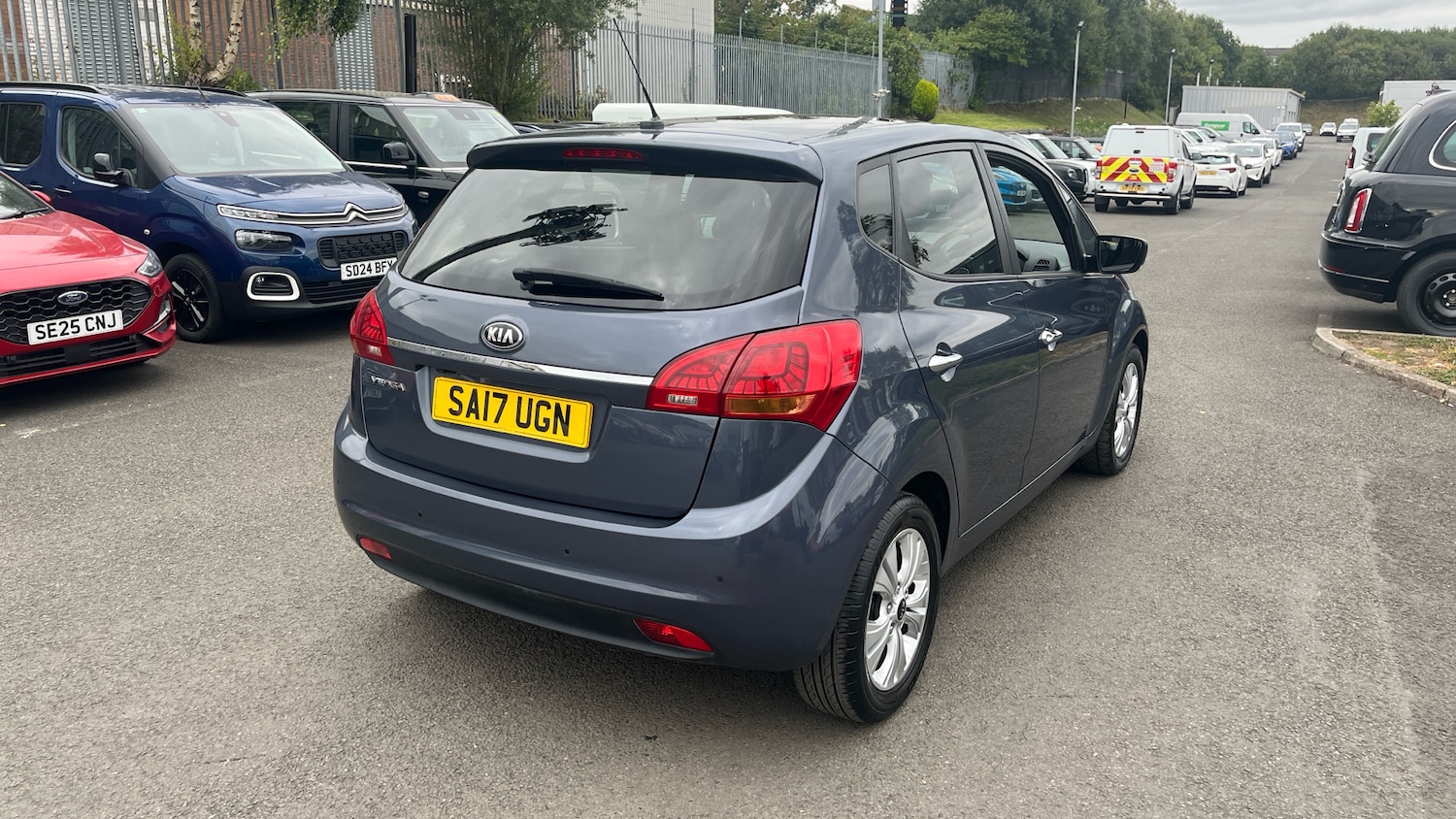 Used Kia Venga 2017 for sale - 76181305: Photo 32
