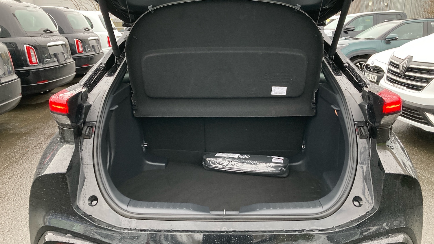 Used Toyota C-HR 2025 for sale - 77336481: Photo 14