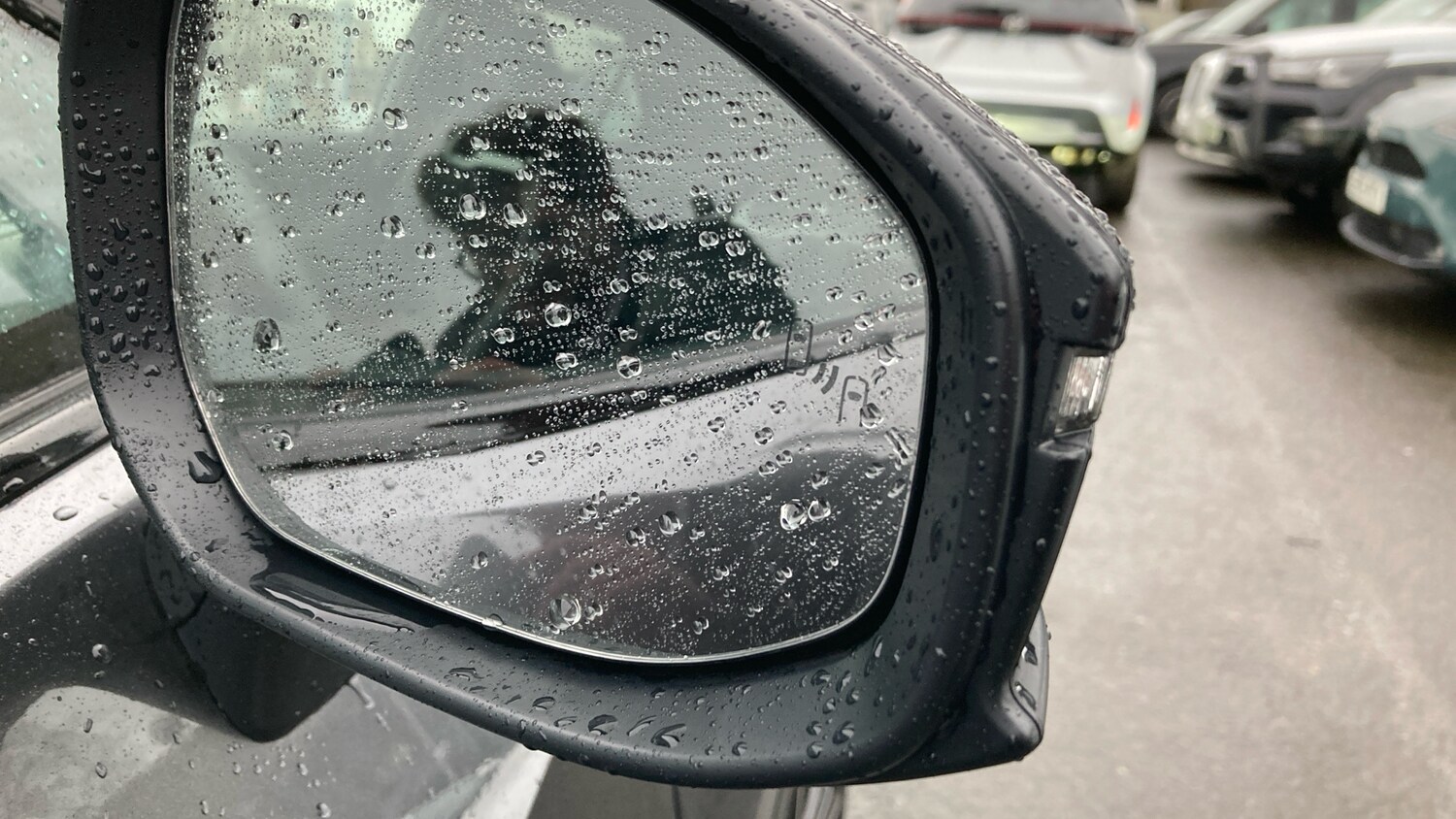 Used Toyota C-HR 2025 for sale - 77336481: Photo 30