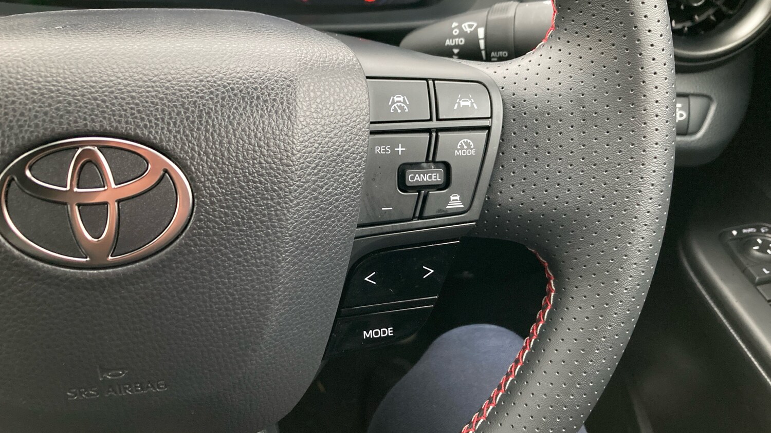 Used Toyota C-HR 2025 for sale - 77336481: Photo 36