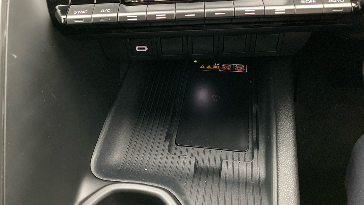 Used Toyota C-HR 2025 for sale - 77336481: Photo 41