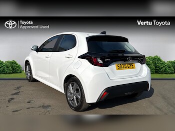 Used Toyota Yaris 2025 for sale - 77712938: Photo