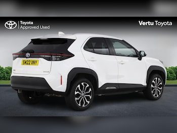 Used Toyota Yaris Cross 2022 for sale - 79354871: Photo